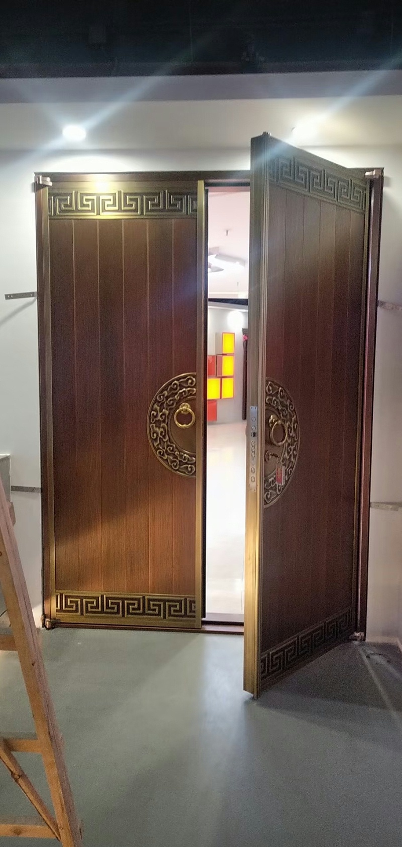 新中式銅門 (2) 新中式銅門 (2)