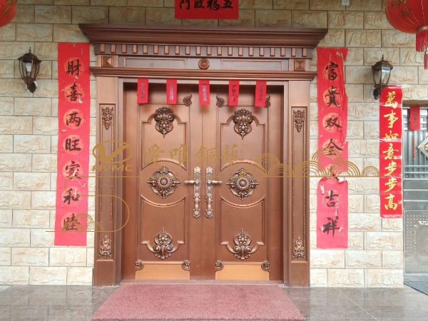 購買別墅銅門我們應該怎樣注意區(qū)分銅門的不同